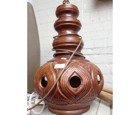 A POTTERY TABLE LAMP