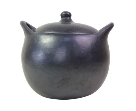GROUP OF COOKING POTS, BY LA CHAMBA in black claylongest 35cm Qty: 4