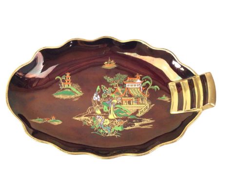 GROUP OF CERAMICS, including a Carlton Ware dish, a Wedgwood dish and further ceramicsCarlton ware dish 25.5cm long 