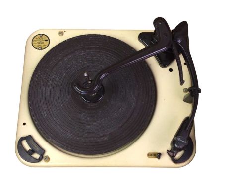 COLLECTION OF VINYL RECORDS, all singles, along with a portable record playerQty: 3