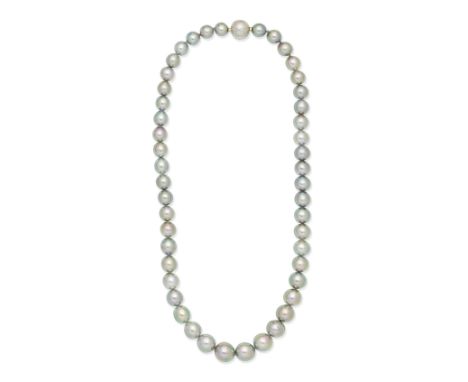 CULTURED PEARL NECKLACE WITH DIAMOND CLASPThe graduating cultured pearls of grey tint, with a spherical clasp of brushed fini