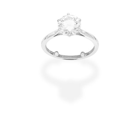 DIAMOND SINGLE-STONE RINGSet with a brilliant-cut diamond, diamond very approx. 2.30cts, ring size approx. K (sizing beads)Fo