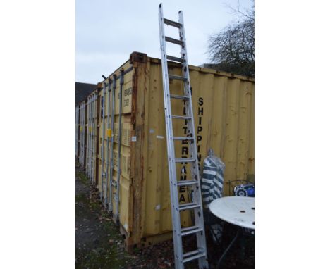AN ABRU STAIRMASTER ALUMINIUM DOUBLE EXTENSION LADDER, approximate extended length 6.10m