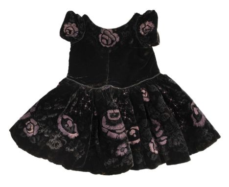 * Children's clothes. A boy's mourning dress, circa 1840, hand-stitched figured black velvet with large floral pattern, some 