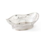 Bread basket, C.F. Wewer, Schoonhoven 1942, silver