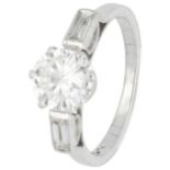 Platinum ring set with approx. 1.45 ct. diamond, IGI certified