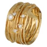 18K yellow gold ring set with approx. 0.19 ct. diamond