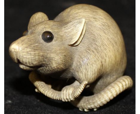 A late 19th Century Japanese Meiji Period carved netsuke as a rat, signed to base, approx 3.5 cm high CONDITION REPORTS Overa