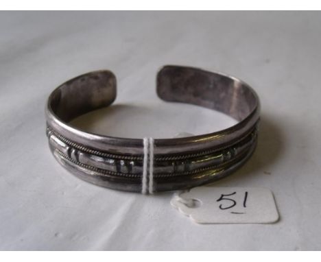 Heavy stylish silver bangle 35g     
