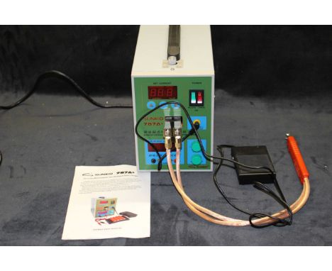 Model Railway Engineers mini spot welder, item is untested therefore viewing is recommended.