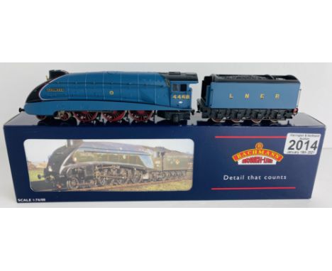 Bachmann 31-952 OO Gauge Mallard LNER with Valances Boxed P&amp;P Group 1 (£14+VAT for the first lot and £1+VAT for subsequen