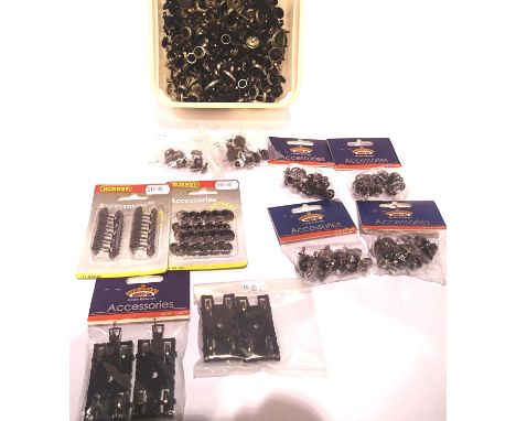 Selection of OO scale replacement wheels and bogies, Bachmann, Hornby. P&amp;P Group 2 (£18+VAT for the first lot and £3+VAT 