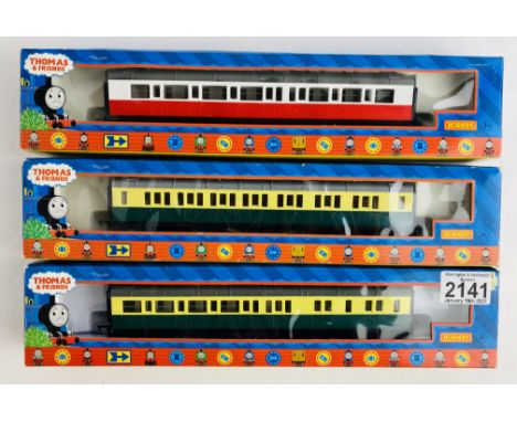 3x Hornby Thomas &amp; Friends OO Gauge Coaches Boxed P&amp;P Group 1 (£14+VAT for the first lot and £1+VAT for subsequent lo