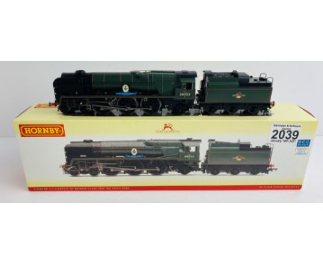 Hornby R2586 OO Gauge Sir Keith Park Boxed P&amp;P Group 1 (£14+VAT for the first lot and £1+VAT for subsequent lots) 