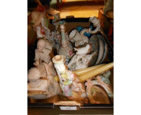 A box of assorted Victorian and later ceramics to include Meissen style figures, a floral encrusted bottle vase, Chinese fami