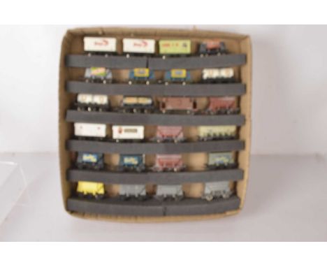 Wrenn 00 gauge unboxed freight wagons (24), Presflo (10, three weathered, some lack name boards), BR Hopper, Mica Insulated v