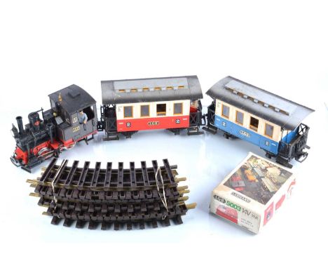 LGB G Scale Passenger Starter Set (5) Stainz 0-4-0 Black steam locomotive No. 1 G, Cream & Red 2nd class 2 axle passenger car