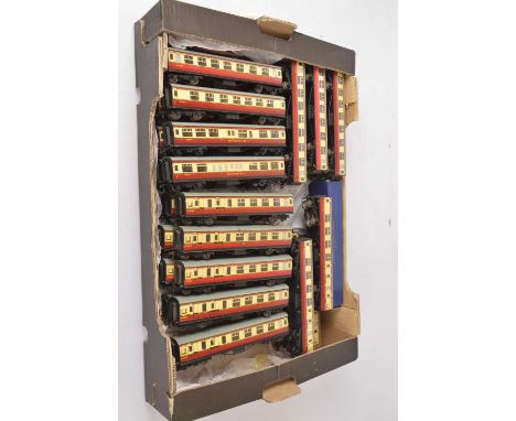 Hornby-Dublo 00 Gauge 3-Rail boxed and unboxed D12 BR red and cream Corridor Coaches (30),  Brake/Third (14), First/Third (12