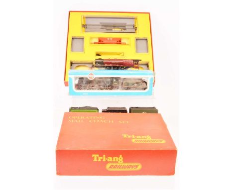 Airfix Hornby-Dublo 00 gauge Steam Locomotives mostly incomplete with Tri-ang Hopper Operating set (qty), Tri-ang R161 Operat