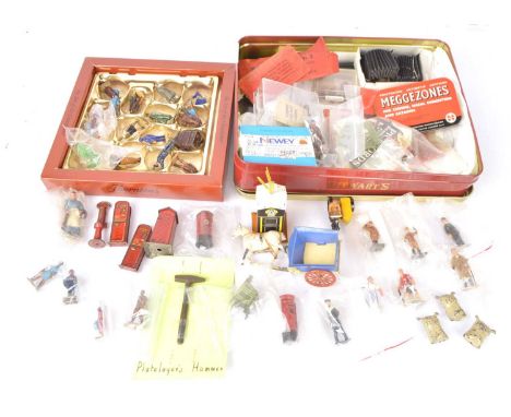Smaller Hornby 0 Gauge and Dinky Lineside Figures and Accessories (qty), including AA box, motorcycle combination and 2 patro
