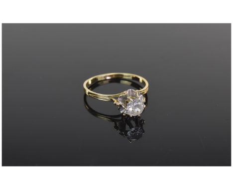 A Vintage 14ct Gold Set Single Stone Diamond Ring. Fully Marked. 