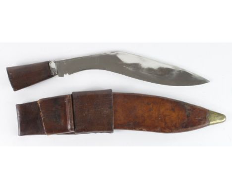 WW2 military Kukri made by 'G.W.L. Co.' and dated 1942. Frog stamped 'C-1942'. Polished/chromed blade 12" numbered 102500. Pl