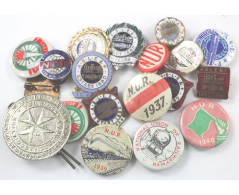Railway badges (approx 19) enamel & tin, mostly Trade Union.