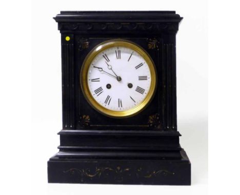 Polished slate Victorian mantel clock. No condition reports for this sale.