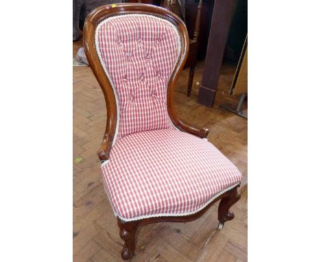 Victorian mahogany spoon-back nursing chair and single bedroom chair. No condition reports for this sale.