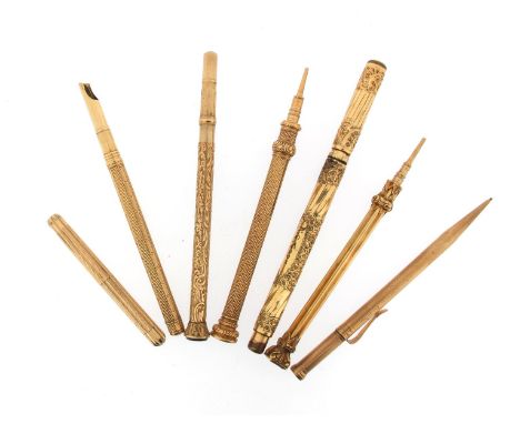 A 9ct yellow gold propelling pencil by Samson Mordan & Co, 'Sentential', striated and decorated with spots, London marks for 