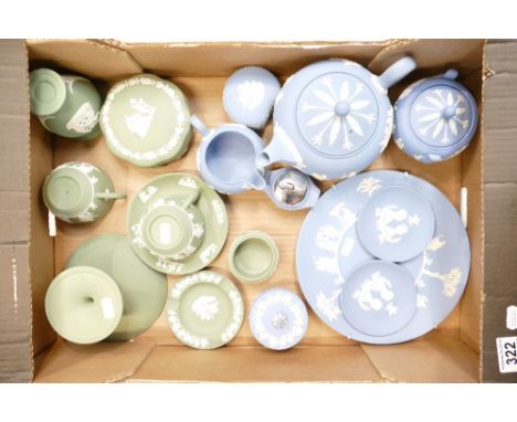 A collection of Wedgwood jasper ware to include cups & saucers, teapot, trinklet boxes plates etc (1 tray)