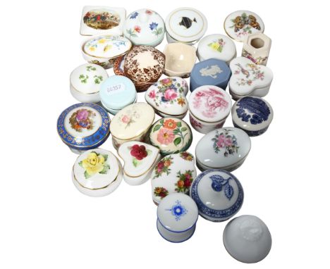 A collection of boxed porcelain pill and trinket boxes, including Heinrich, Spode and Wedgwood 