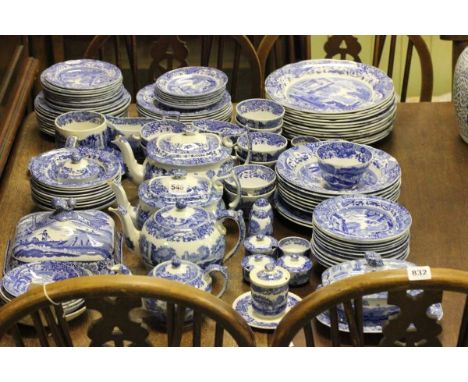 Extensive Copeland Spode Italian Dinner and Tea Ware including Plates and Bowls (some a/f)
