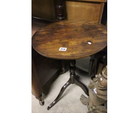 Georgian Mahogany Tripod Lamp Table