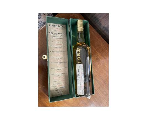 Carn Mor Celebration of the Cask single malt Scotch Whisky 1982, 70cl, with presentation box