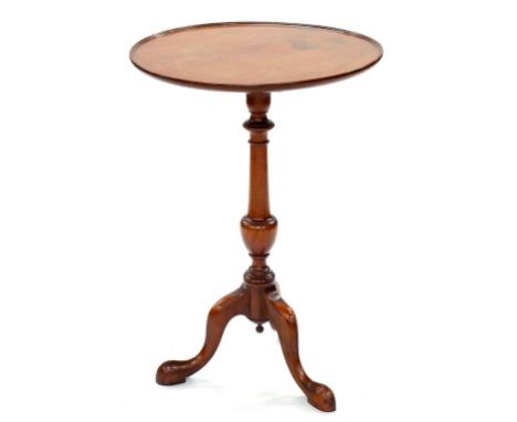 A VICTORIAN MAHOGANY TRIPOD TABLE, 73 X 51CM