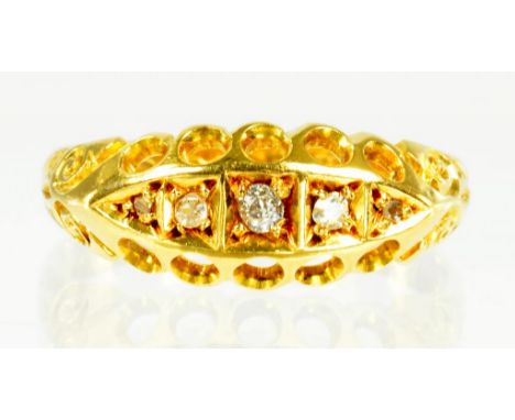 A DIAMOND FIVE STONE RING IN 18CT GOLD, CHESTER 1911, 2.2G, SIZE K