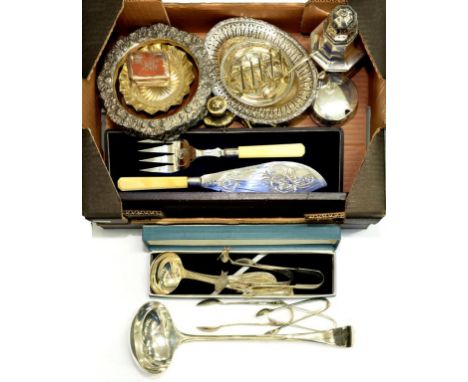 MISCELLANEOUS PLATED WARE TO INCLUDE SWEETMEAT BASKET, VICTORIAN PIERCED MUSTARD POT, CASTER, SOUP LADLE, OTHER FLATWARE, ETC