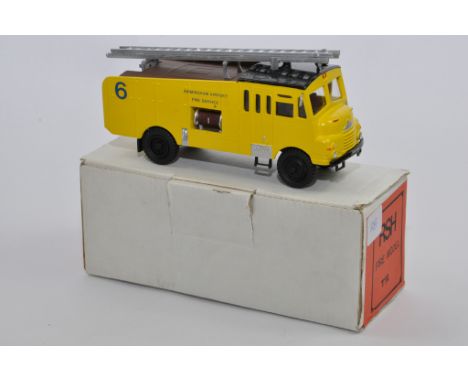 RSH (Ralph Sue Horton) 1/48 White Metal T14 Green Goddess Army Fire Truck. Birmingham Airport. NM with Box.