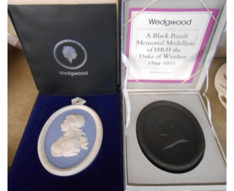 A Wedgwood black basalt memorial medallion depicting HRH The Duke of Windsor No. 848 in a limited edition of 2000 in original