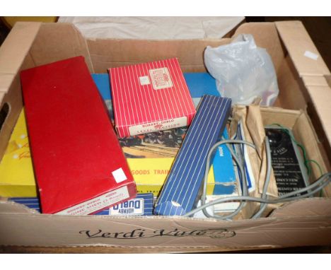 A box containing a quantity of Hornby Dublo model railway items including boxed set 2006 0-6-0 tank goods train, boxed corrid
