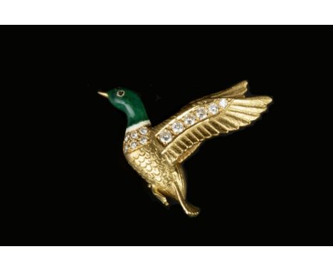 AN ENAMEL AND DIAMOND SET BIRD BROOCH, modelled as a duck in flight, his wings and body highlighted with graduated round bril