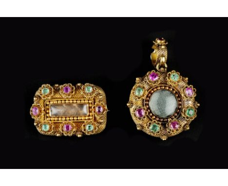 A 19TH CENTURY RUBY AND EMERALD PENDANT/BROOCH AND MATCHED MEMORIAL BROOCH, circa 1830, the circular pendant/brooch centred w