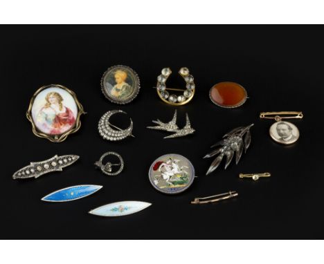 A COLLECTION OF BROOCHES, to include two navette-shaped enamel panel brooches, each stamped '925S', an oval painted portrait 
