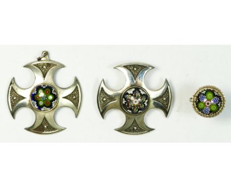 A silver and Caithness glass Celtic brooch and pendant, Edinburgh 1973 and a matching ring, Birmingham 1932, 43gm 