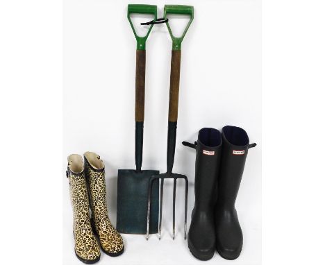 Various outdoor wares, to include a pair of Hunter size 13 green Wellington boots, a pair of Reveal size 7 leopard print Well