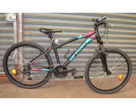POLICE > BTWIN ROCKRIDER 340 hardtail mountain bike.  [NO RESERVE] [VAT ON HAMMER PRICE]