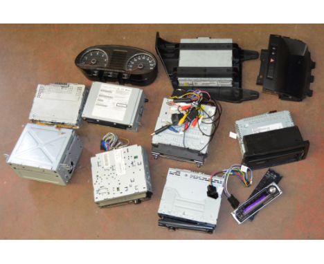 POLICE > Mixed lot of car parts etc. [NO RESERVE] [VAT ON HAMMER PRICE]

