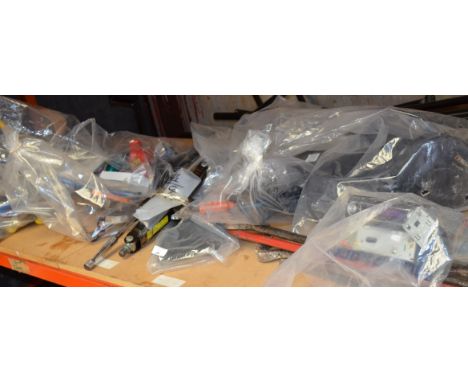 POLICE > Large quantity of assorted tools. [NO RESERVE] [VAT ON HAMMER PRICE]
