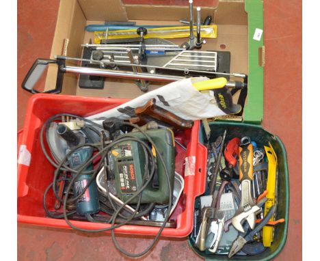 A good quantity of mostly carpentry tools.